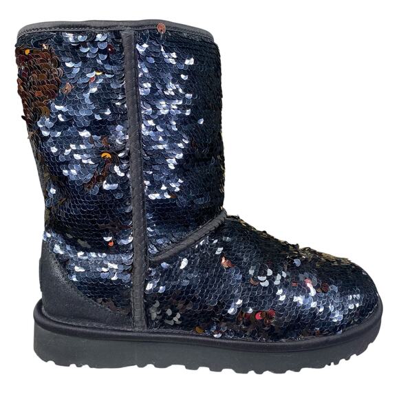 UGG Women’s Classic Short Black Cosmos Sequin Winter Boot Size US 6 - Picture 1 of 10